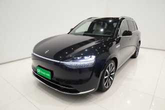 鸿蒙智行 问界M9 2025款 增程 Ultra版 52kWh 6座版（192线激光雷达）