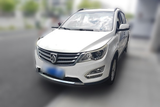 宝骏560 2015款 1.8L 手动精英型