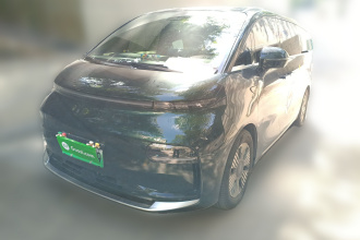 吉利银河 翼真L380 2024款 140度 6座 四驱Ultra