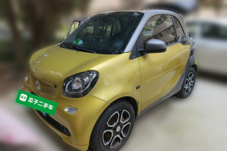 smart fortwo 2016款 0.9T 66千瓦硬顶先锋版