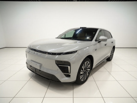 星途 星纪元 ET 2025款 增程 240 Max四驱城区辅助驾驶