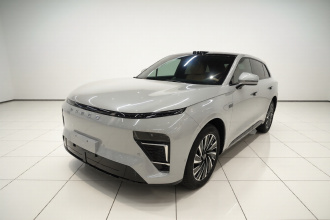 星途 星纪元 ET 2025款 增程 240 Max四驱城区辅助驾驶