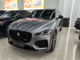 捷豹F-PACE 2024款 P250 R-Dynamic SE