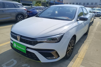荣威i5 2021款 1.5L 手动铂金版