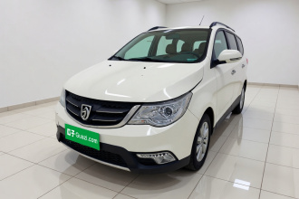 宝骏730 2015款 1.8L 手动舒适ESP版 7座