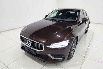 沃尔沃S60 2020款 T4 智远豪华版