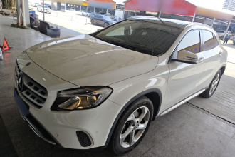 奔驰GLA 2018款 GLA 200 动感型