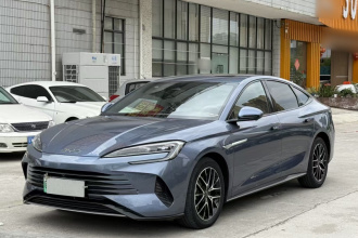 比亚迪 海豹 2023款 DM-i 1.5T 121km 尊荣型