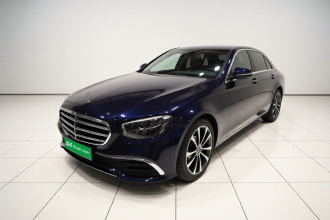 奔驰E级新能源 2022款 改款二 E 350 e L 插电式混合动力轿车