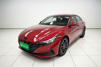 现代 伊兰特 2022款 240TGDi DCT LUX尊贵版
