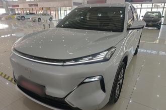 吉利银河 银河星舰7 EM-i 2025款 120km 启航+版