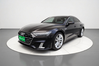 奥迪A7L 2022款 45 TFSI quattro S-line 见远型流晶套装