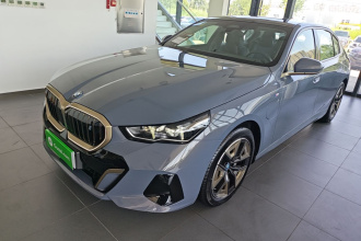 宝马i5 2024款 eDrive 35L 尊享型 M运动套装