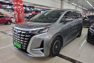 腾势D9 2022款 DM-i 970 四驱尊荣型