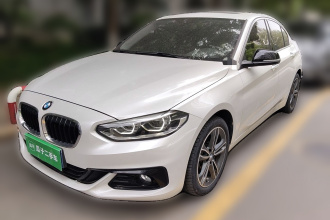 宝马1系 2018款 改款 118i 运动型