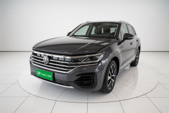大众 途锐 2022款 3.0TSI 锐享版 经典运动套装