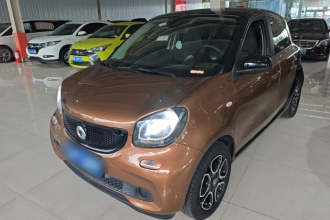 smart forfour 2016款 0.9T 66千瓦先锋版