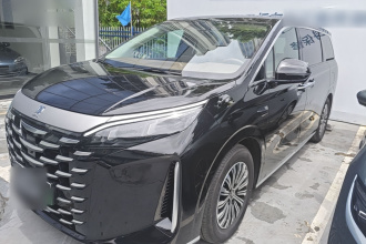 比亚迪 夏 2025款 DM-i 1.5T 180km 超越型