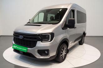 福特 全顺T8 2024款 T8 2.3T柴油手动短轴中顶6座多功能版3/3