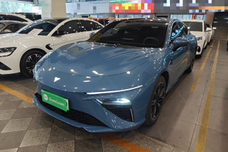 哪吒汽车 哪吒S 2023款 纯电 520km 后驱Lite版