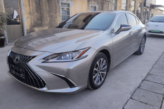 雷克萨斯ES 2022款 200 豪华版