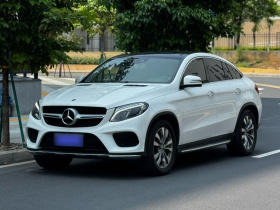 奔驰GLE轿跑 2018款 GLE 400 4MATIC 轿跑SUV