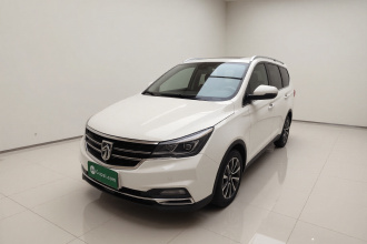 宝骏730 2017款 1.5T 手动尊享型 7座