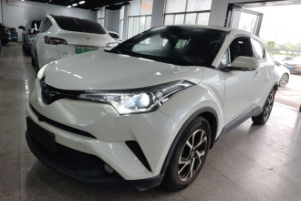 丰田C-HR 2018款 2.0L 领先天窗版 国VI