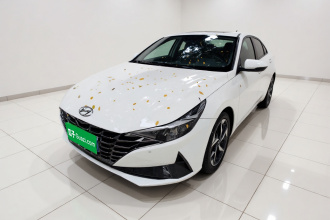 现代 伊兰特 2023款 1.5L CVT LUX尊贵版
