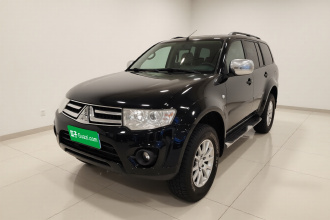 三菱 帕杰罗·劲畅 2013款 3.0L 自动四驱行政版