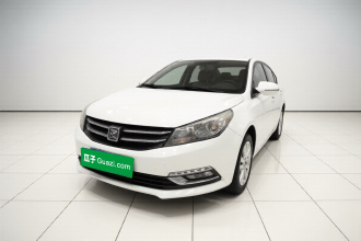 众泰Z500 2015款 1.5T CVT尊贵型