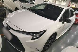 丰田 雷凌 2023款 智能电混双擎 1.8L 领先版