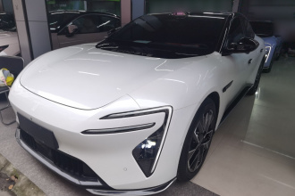 阿维塔06 2025款 Ultra纯电版