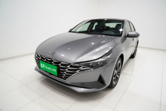现代 伊兰特 2022款 1.5L CVT LUX尊贵版