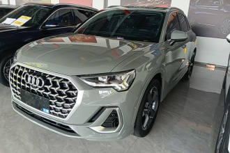 奥迪Q3 2024款 35 TFSI 时尚动感型
