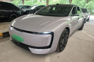 奥迪AUDI 奥迪E5 Sportback 2026款 钦定性能quattro型