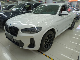 宝马X4 2022款 xDrive 30i M运动曜夜套装