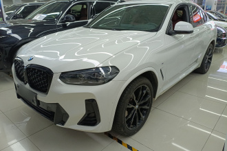 宝马X4 2022款 xDrive 30i M运动曜夜套装