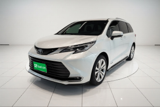 丰田 赛那SIENNA 2023款 2.5L混动 尊贵版