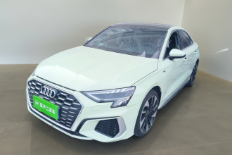 奥迪A3 2022款 A3L Limousine 35 TFSI 时尚运动型