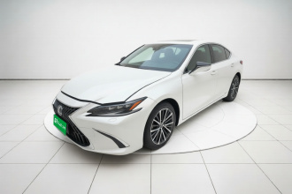 雷克萨斯ES 2022款 300h 臻享版