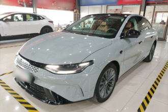 零跑汽车 零跑C01 2024款 增程 316尊享版