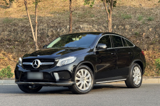 奔驰GLE轿跑 2018款 GLE 320 4MATIC 轿跑SUV