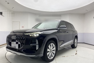 奥迪Q6 2024款 45 TFSI quattro 齐云型 羽林套装 6座
