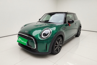 MINI 2023款 1.5T COOPER 艺术家