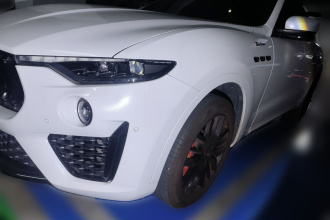 玛莎拉蒂 Levante 2021款 3.0T 标准版