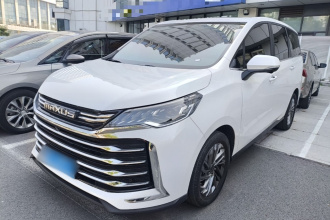 上汽大通MAXUS 大通G50 2023款 PLUS 1.5T 幸福推荐自动巡航版