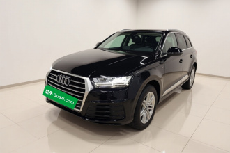 奥迪Q7 2019款 45 TFSI 舒适型