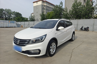 宝骏310W 2017款 1.5L 手动时尚型 国VI