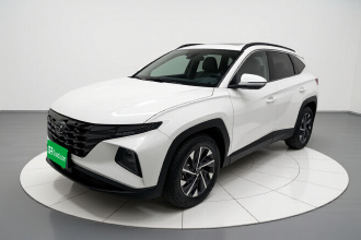 现代 2023款 途胜L 1.5T 自动两驱GLX精英版